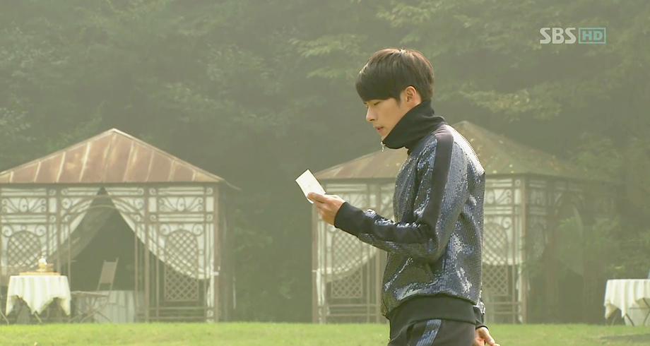 2010 Secret Garden